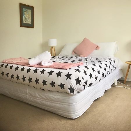 Sycamore Villa, 2 Bedroom Apartment 더니든 외부 사진